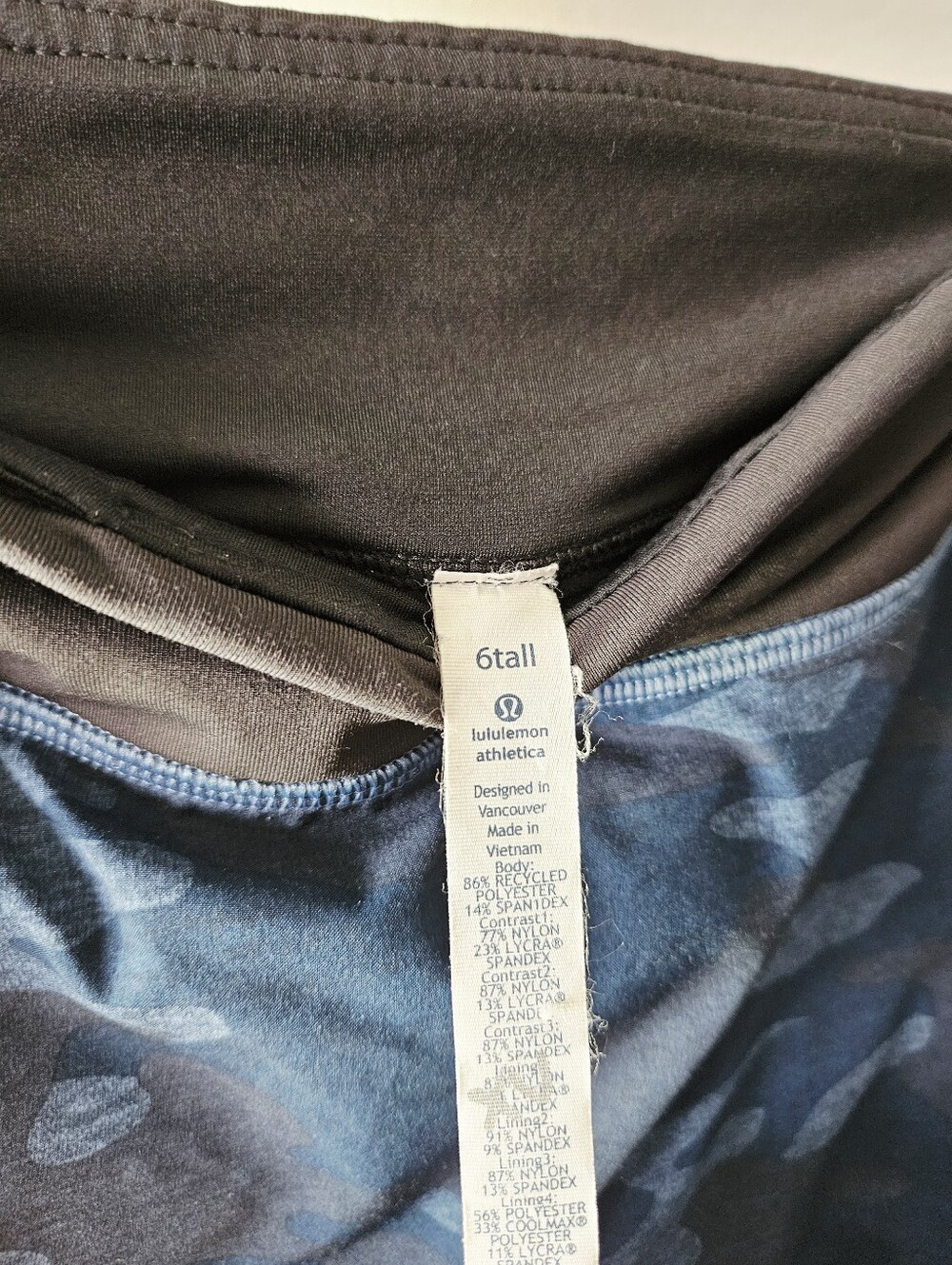 Lululemon Run Pace Setter Skirt Size 6 Tall Blue Camo EUC - Picture 3 of 3